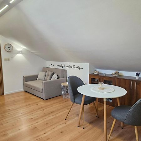 Lovely Attic Apartman-Melani Zadar Eksteriør billede